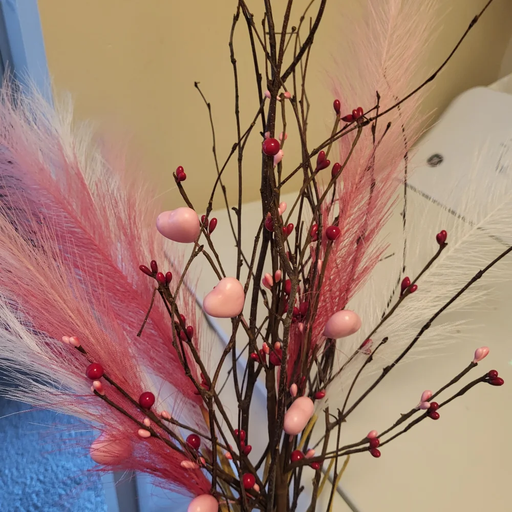 Pink and White Decorative Feather Arrangement